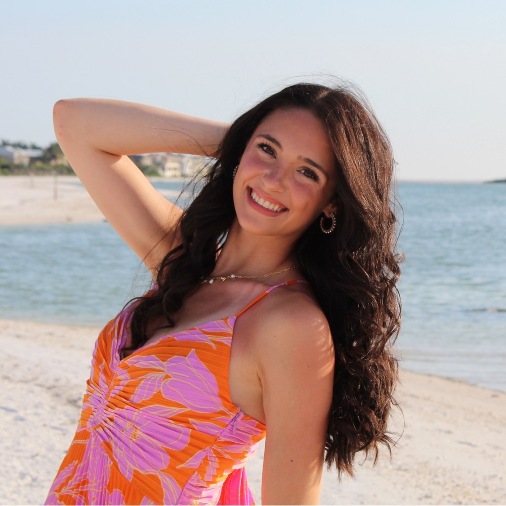 Meet your Posher, Alyssa